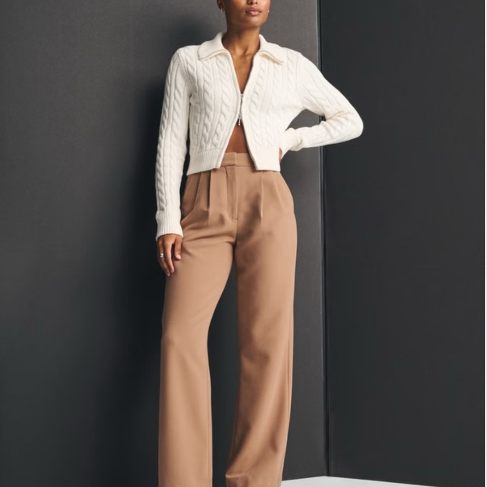 Abercrombie & Fitch Wide Leg Pants in Camel
